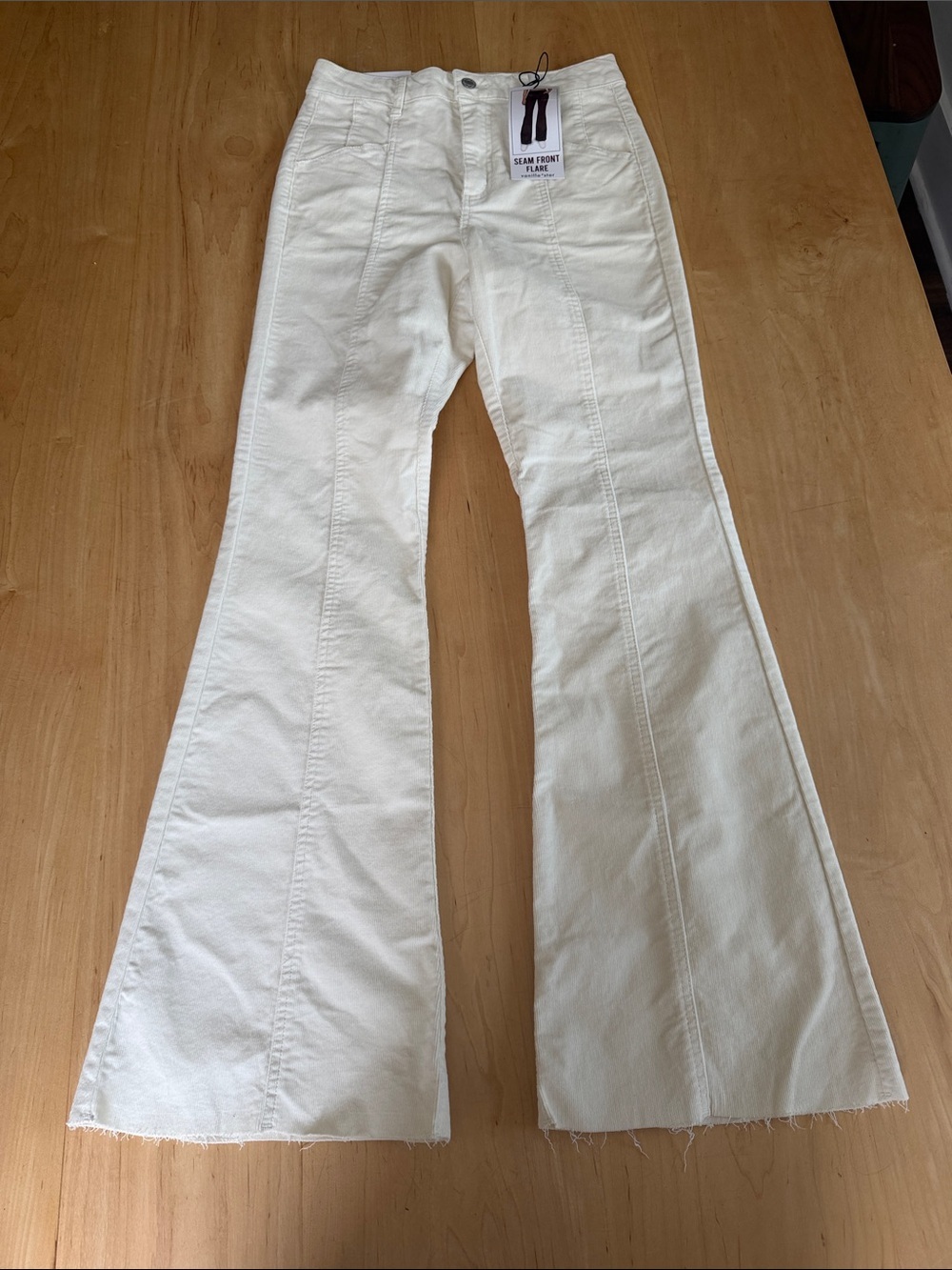 Vanilla Star White Seam-Front Flare Jeans